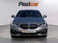 Usado BMW 118 Comfort Edition 150 CV (110 kW) 2022 Gris Utilitario