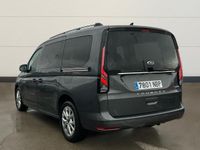 Usado Ford Tourneo Titanium 122 CV (89 kW) 2025