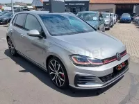 Usado VW Golf VII GTI 245 CV (180 kW) 2017 Gris / plata Berlina