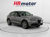 Usado Alfa Romeo Stelvio Sprint 160 CV (117 kW) 2023 Negro SUV