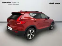 Usado Volvo XC40 Plus 197 CV (144 kW) 2024 Rojo SUV