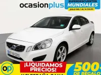 Usado Volvo S60 Momentum 163 CV (119 kW) 2010 Blanco Berlina