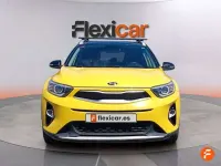Usado Kia Stonic 120 CV (88 kW) 2018 Amarillo SUV