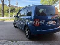 Usado VW Touran Highline 140 CV (102 kW) 2008 Azul Monovolumen