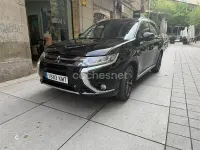 Usado Mitsubishi Outlander P-HEV 203 CV (149 kW) 2018 Negro SUV