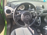 Begagnad Mazda 2 Active 75 HK (55 kW) 2008 Grön Halvkombi