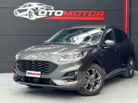 Usado Ford Kuga ST-Line 225 CV (165 kW) 2021 Gris / plata SUV