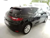 Usado Renault Mégane Zen 110 CV (80 kW) 2016 Negro Berlina