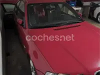 Usado BMW 320 150 CV (110 kW) 2003 Rojo Berlina
