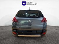 Usado Peugeot 3008 Allure 131 CV (96 kW) 2015 Gris Monovolumen