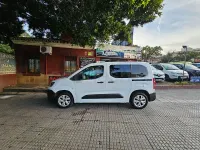 Usado Citroën e-Berlingo Live 102 CV (75 kW) 2021 Blanco Monovolumen