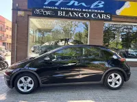 Usado Honda Civic Comfort 83 CV (61 kW) 2007 Negro Berlina