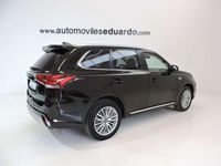 Usado Mitsubishi Outlander P-HEV 224 CV (164 kW) 2021 Negro SUV