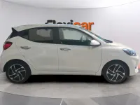 Używany Hyundai i10 67 KM (49 kW) 2023 Biały Hatchback