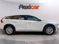 Usado Volvo V60 CC 150 CV (110 kW) 2018 Blanco Familiar