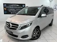 Usado Mercedes V250 Exclusive 204 CV (150 kW) 2018 Gris / plata Monovolumen