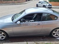 Usado BMW 320 177 CV (130 kW) 2008 Gris / plata Coupe