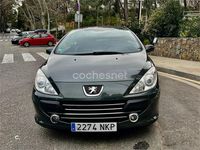 Usado Peugeot 307 CC 110 CV (80 kW) 2006 Gris / plata Descapotable