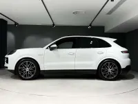 Usado Porsche Cayenne 470 CV (345 kW) 2026 Blanco SUV