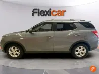Usado SsangYong Tivoli 163 CV (119 kW) 2023 Gris SUV
