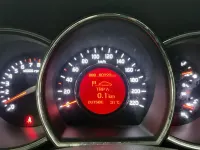 Usado Kia Rio 85 CV (62 kW) 2014 Rojo Berlina