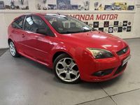 Usado Ford Focus Sport 116 CV (85 kW) 2007 Rojo Utilitario