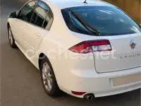 Usado Renault Laguna III Dynamique 130 CV (95 kW) 2015 Blanco Berlina