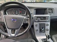 Usado Volvo V60 CC Summum 190 CV (139 kW) 2016 Negro Familiar