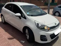Usado Kia Rio 84 CV (61 kW) 2016 Blanco Utilitario