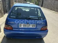 Usado Citroën Saxo 60 CV (44 kW) 1999 Azul Utilitario