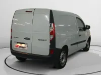 Usado Renault Kangoo 44 kW (60 CV) 2017 Negro Monovolumen