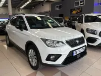 Usado Seat Arona Style 95 CV (69 kW) 2019 Blanco SUV