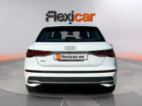 Usado Audi A3 Advanced Plus 116 CV (85 kW) 2025 Blanco Berlina