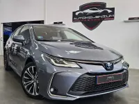 Usado Toyota Corolla Eco 140 CV (102 kW) 2024 Gris / plata Berlina