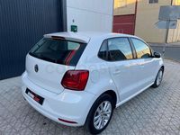 Usado VW Polo 75 CV (55 kW) 2015 Blanco Berlina