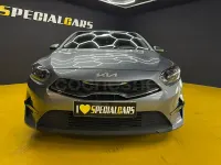 Usado Kia Ceed 100 CV (73 kW) 2022 Gris / plata Utilitario