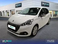 Usado Peugeot 208 Style 82 CV (60 kW) 2018 Blanco Utilitario