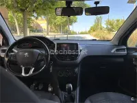 Usado Peugeot 208 Style 75 CV (55 kW) 2017 Azul Utilitario