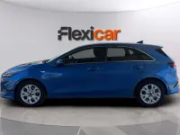 Usado Kia Ceed 136 CV (100 kW) 2023 Azul Utilitario