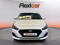 Usado Hyundai i30 120 CV (88 kW) 2018 Blanco Berlina