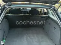 Usado Audi A4 130 CV (95 kW) 2002 Negro Familiar