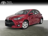 Usado Toyota Yaris Active 116 CV (85 kW) 2021 Rojo Utilitario