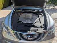 Usado Lexus LS600h Ambassador 445 CV (327 kW) 2007 Gris / plata Berlina