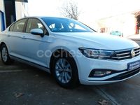 Usado VW Passat 120 CV (88 kW) 2020 Blanco Berlina