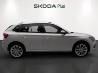 Usado Skoda Kamiq Style 150 CV (110 kW) 2023 Gris plata SUV
