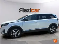 Usado Peugeot 5008 Allure 130 CV (95 kW) 2024 Blanco SUV