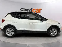Usado Seat Arona Style Plus 110 CV (80 kW) 2022 Blanco SUV
