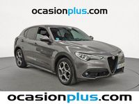 Usado Alfa Romeo Stelvio Sprint 190 CV (139 kW) 2022 Gris / plata SUV