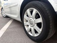 Usado VW Golf V GT 140 CV (102 kW) 2007 Gris Utilitario