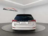 Usado Skoda Scala Ambition 116 CV (85 kW) 2021 Blanco Utilitario